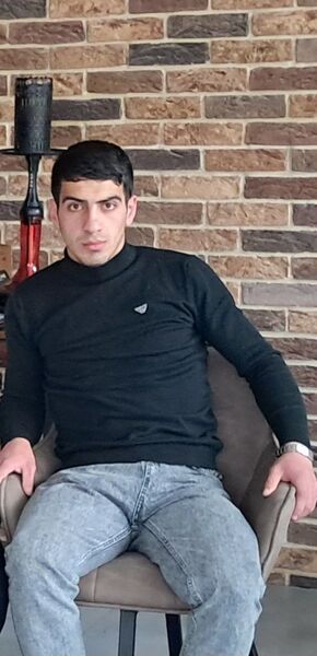  ,   Seyran, 21 ,     