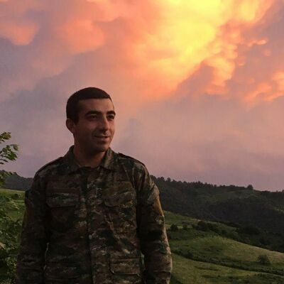  ,   Edvard, 23 ,   ,   