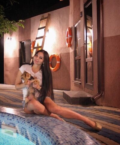  ,   Armin, 32 ,   ,   , c 