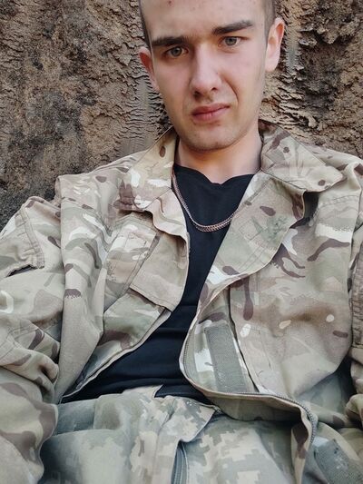  ,   Viktor, 20 ,   , c 