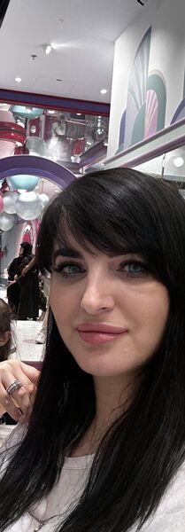  ,     Yana, 49 ,   c 