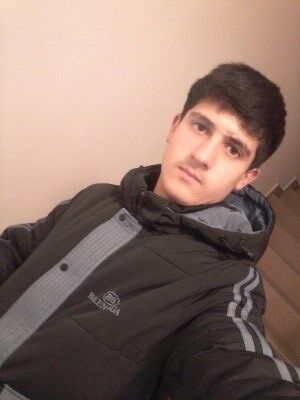  18054616  Shahzod, 25 ,    