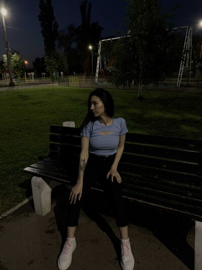  ,   Iiisshaa, 22 ,  