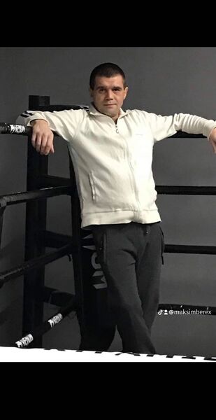  ,   Maksim, 43 ,   ,   , c , 
