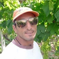  ,   Viktor, 34 ,   