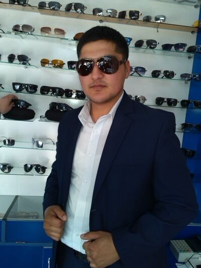  ,   Frank, 37 ,   ,   , c 