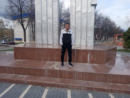  ,   Rustam, 35 ,   ,   , c 