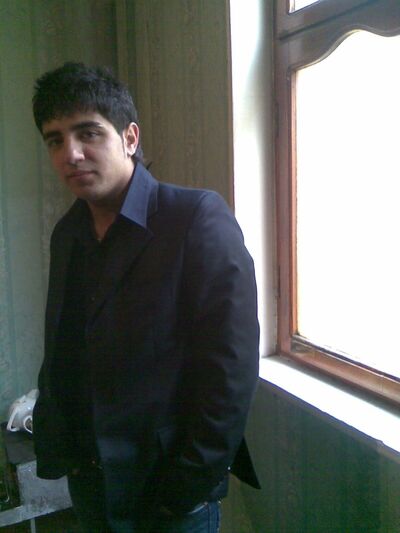  ,   Raul, 34 ,   