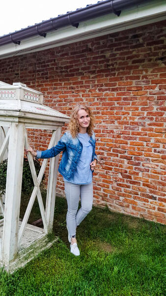  ,   Marina, 31 ,   ,   