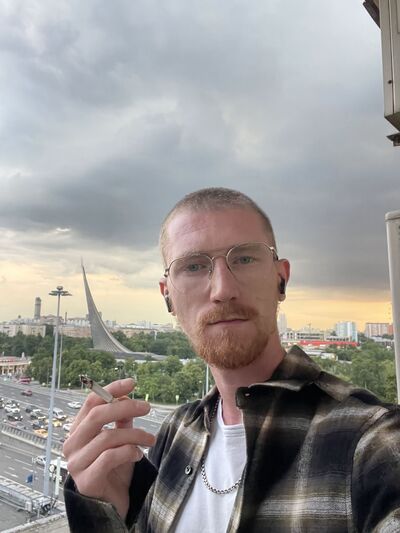  ,   Arkadii, 29 ,   ,   