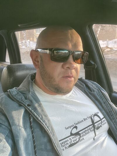  ,   Evgen, 41 ,   ,   