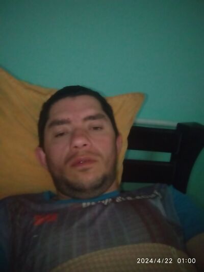  ,   Viktor, 38 ,   ,   