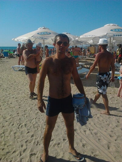  ,   Ruslan, 39 ,   ,   , c 