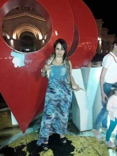  ,   Dina, 47 ,   ,   , c 