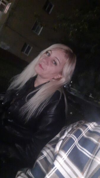  ,   Marina, 42 ,   c 