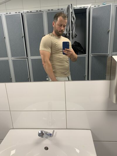  ,   Alex, 39 ,   ,   , c 
