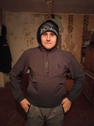  ,   Ivan, 21 ,   ,   