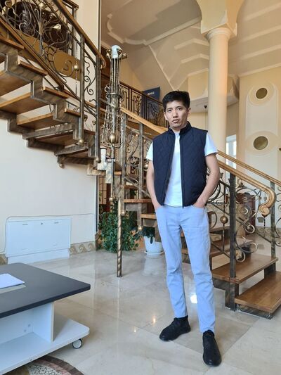  ,   Nurzhan, 26 ,   ,   