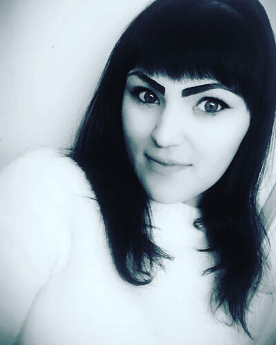  ,   Leyla, 30 ,  
