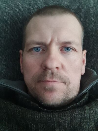  ,   ר, 44 ,     