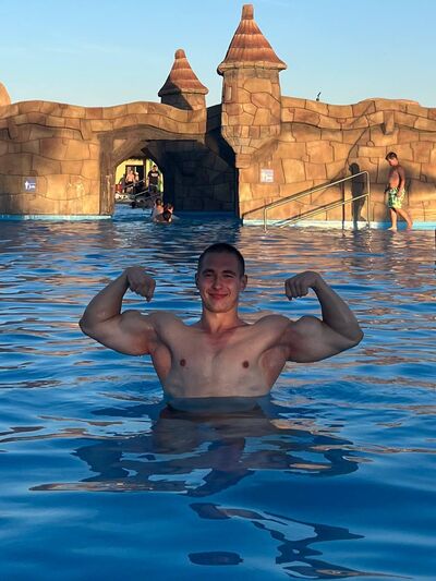  ,   Tigran, 21 ,   , 