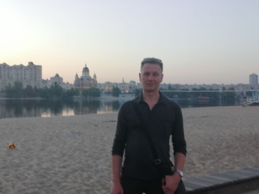  ,   Leonid, 49 ,   ,   , 
