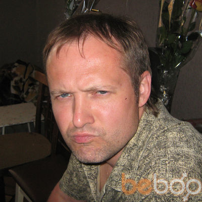  -,   Freelancer, 52 ,  