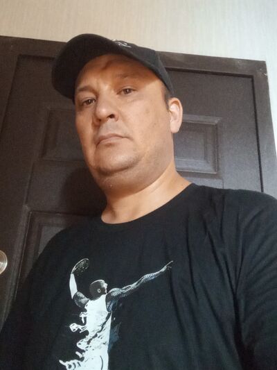  ,   Farid, 41 ,   ,   
