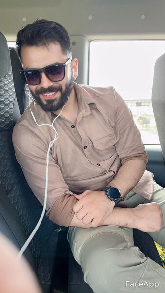  ,   Arman, 34 ,   ,   , c , 