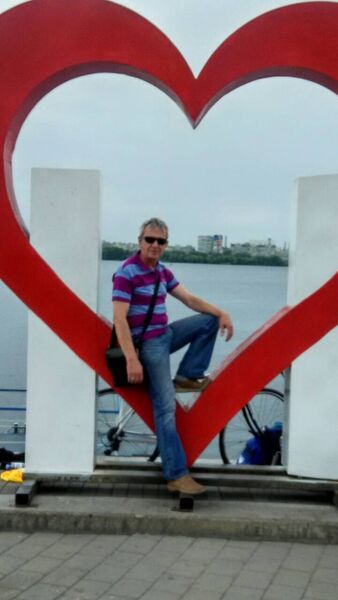  ,   Viktor, 69 ,   ,   , c 