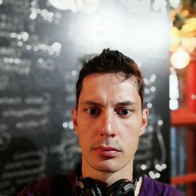  ,   Dreamer, 39 ,   ,   , c 