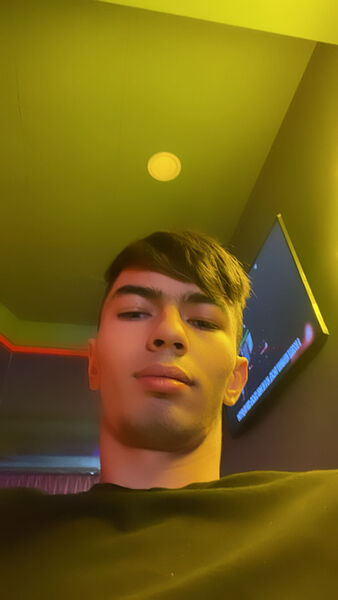  ,   Diyor, 25 ,   ,   