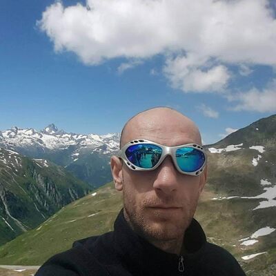  ,   Evgen, 40 ,   ,   , c 