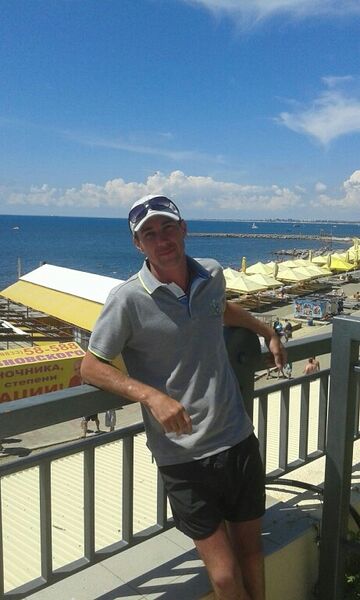  ,   Aleks, 43 ,   ,   