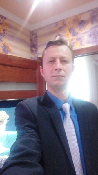  ,   Sergej, 47 ,   