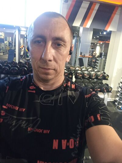   ,   ALEX, 46 ,  