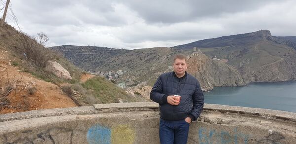  -,   , 43 ,     , c 