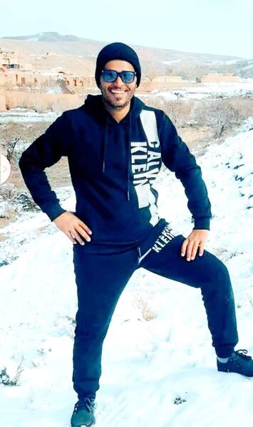  ,   Ali, 40 ,   ,   