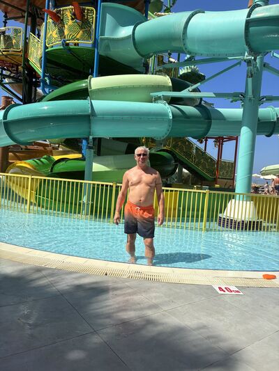  ,   Aleks, 51 ,   ,   , 