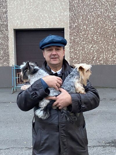  ,   Sergy, 54 ,   ,   