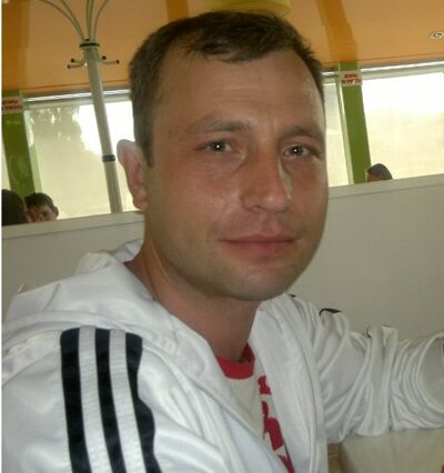  ,   Max, 43 ,   
