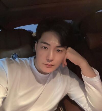  Abbots Langley,   Han ji hoon, 43 ,   ,   , c , 