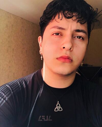  ,   Alexander, 25 ,   ,   