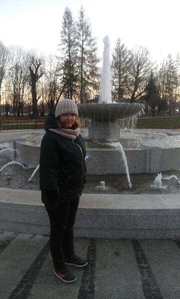  ,   Nadiya, 40 ,   ,   , c 
