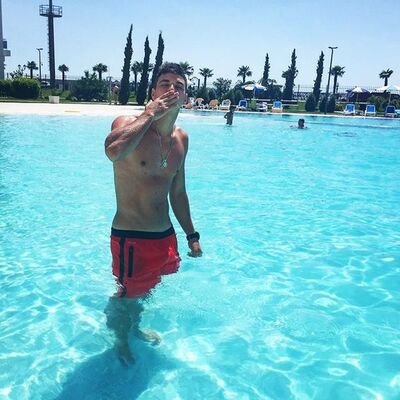  ,   Armen, 36 ,   ,   , c 