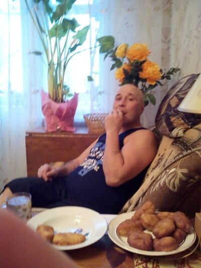  ,   Igor, 52 ,   ,   