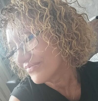  ,   Lara, 64 ,   ,   