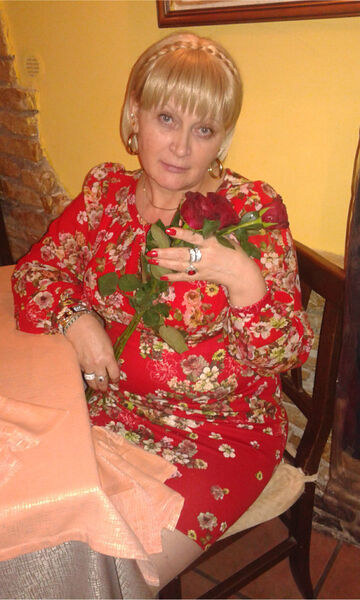  ,   Scarllet, 61 ,     , c 