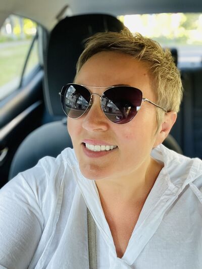  ,   LARA, 46 ,   c 