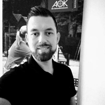  ,   Den, 40 ,   ,   